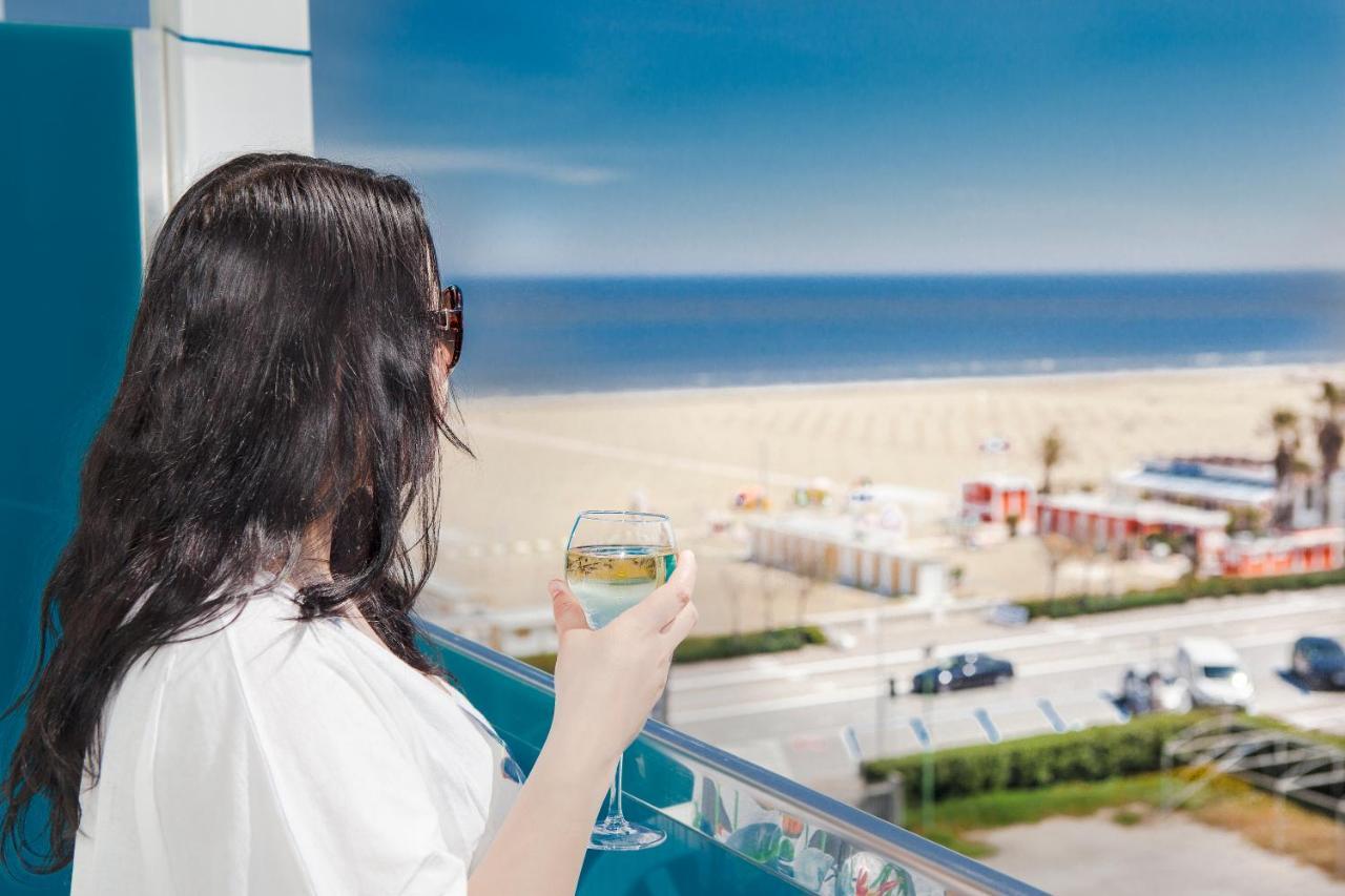 Hotel Spiaggia Marconi Ріміні Екстер'єр фото